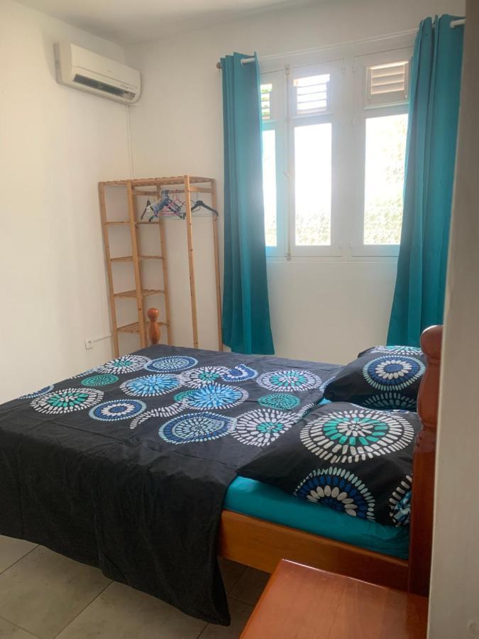 Sous Le Soleil Des Antilles Apartman Ducos Kültér fotó